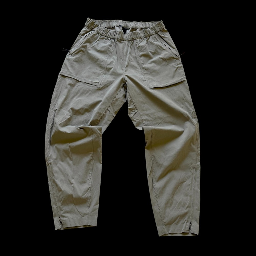 Lululemon Lab Women Tapered Hiking Pants Beige Elastic Waist Ankle Zip